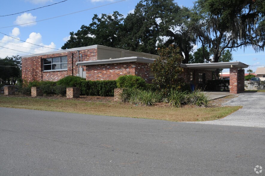 11 Lake Gatlin Rd, Orlando, FL 32806