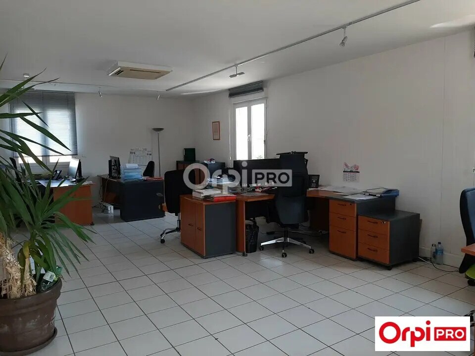 Office in Guilherand-Granges for sale Interior Photo- Image 1 of 11