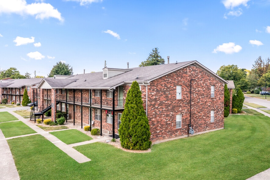 3146 Commander Dr, Louisville, KY for sale - Building Photo - Image 3 of 13