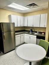 751 Oak St, Jacksonville, FL for lease Interior Photo- Image 2 of 4
