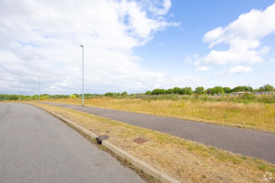 Overfield Park, Winthorpe for sale - Building Photo - Image 2 of 3