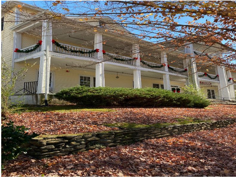 195 Chapel Dr, Lake Junaluska, NC 28745 Colonial Inn