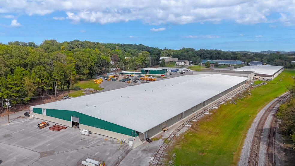 1605 Prosser Rd, Knoxville, TN for lease - Building Photo - Image 3 of 10