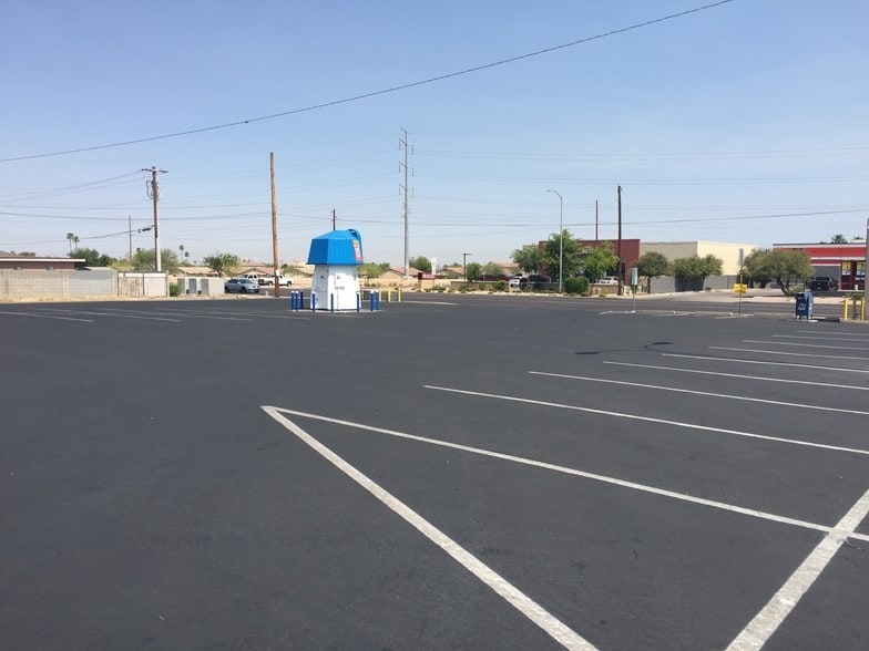 1-33 W Baseline Rd, Phoenix, AZ for lease - Primary Photo - Image 1 of 1