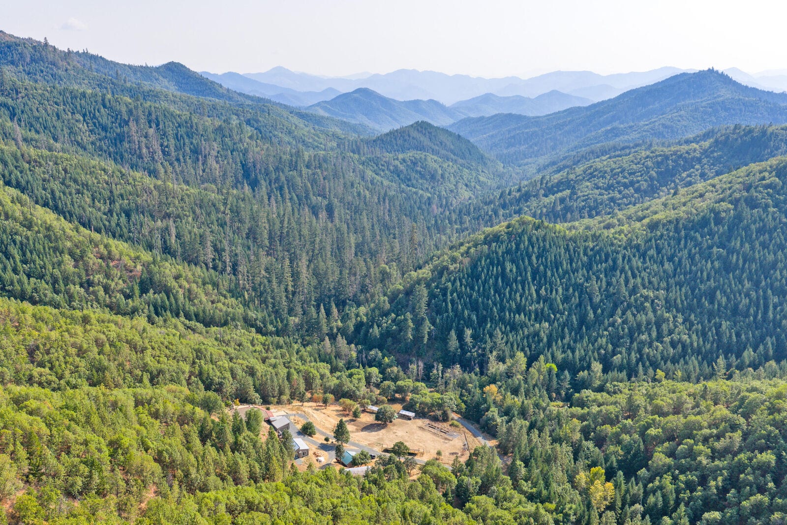 4220 Wards Creek Rd, Rogue River, OR for sale Primary Photo- Image 1 of 84