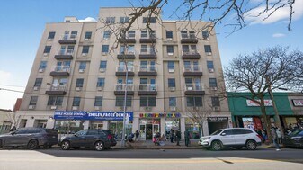 3-Tenant, 100% Occupied Retail - Prime Corona - Storefront