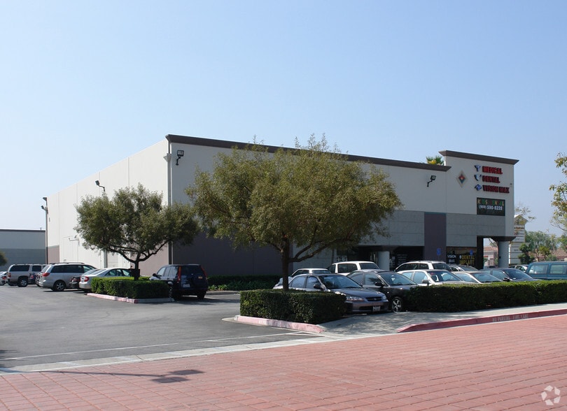 14335-14345 Pipeline Ave, Chino, CA for lease - Building Photo - Image 2 of 9