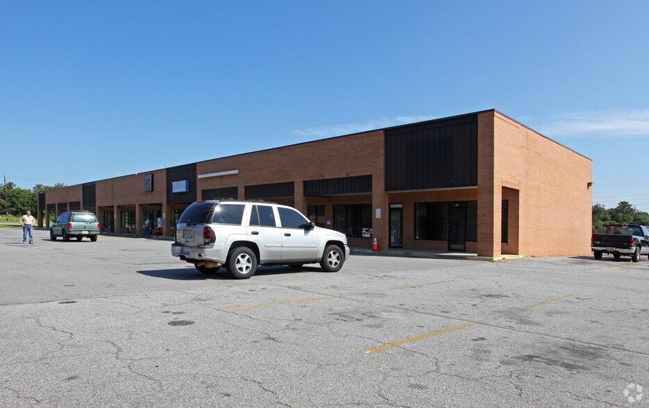 1500-1520 Rocky Creek Rd, Macon, GA for sale - Primary Photo - Image 1 of 1