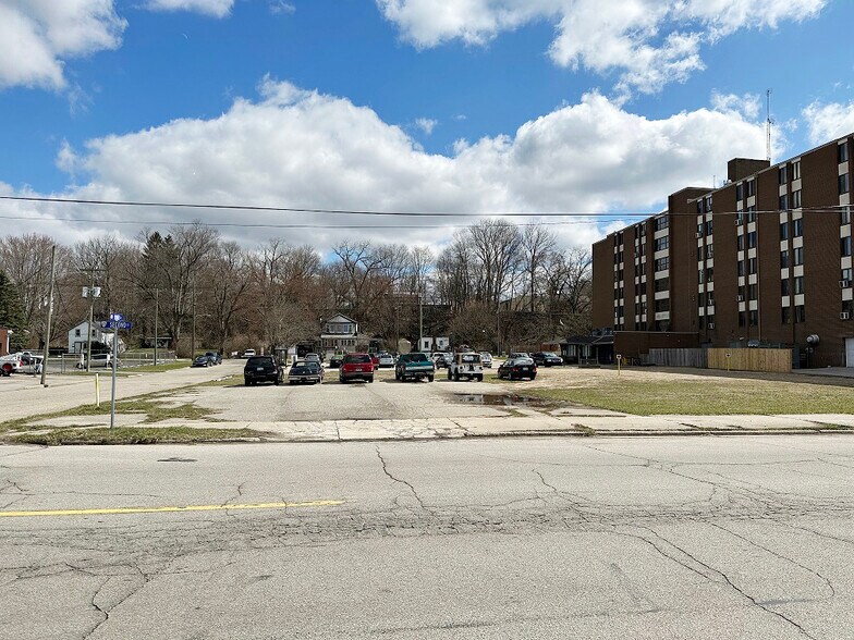 517 2nd St, Niles, MI for sale - Building Photo - Image 2 of 4