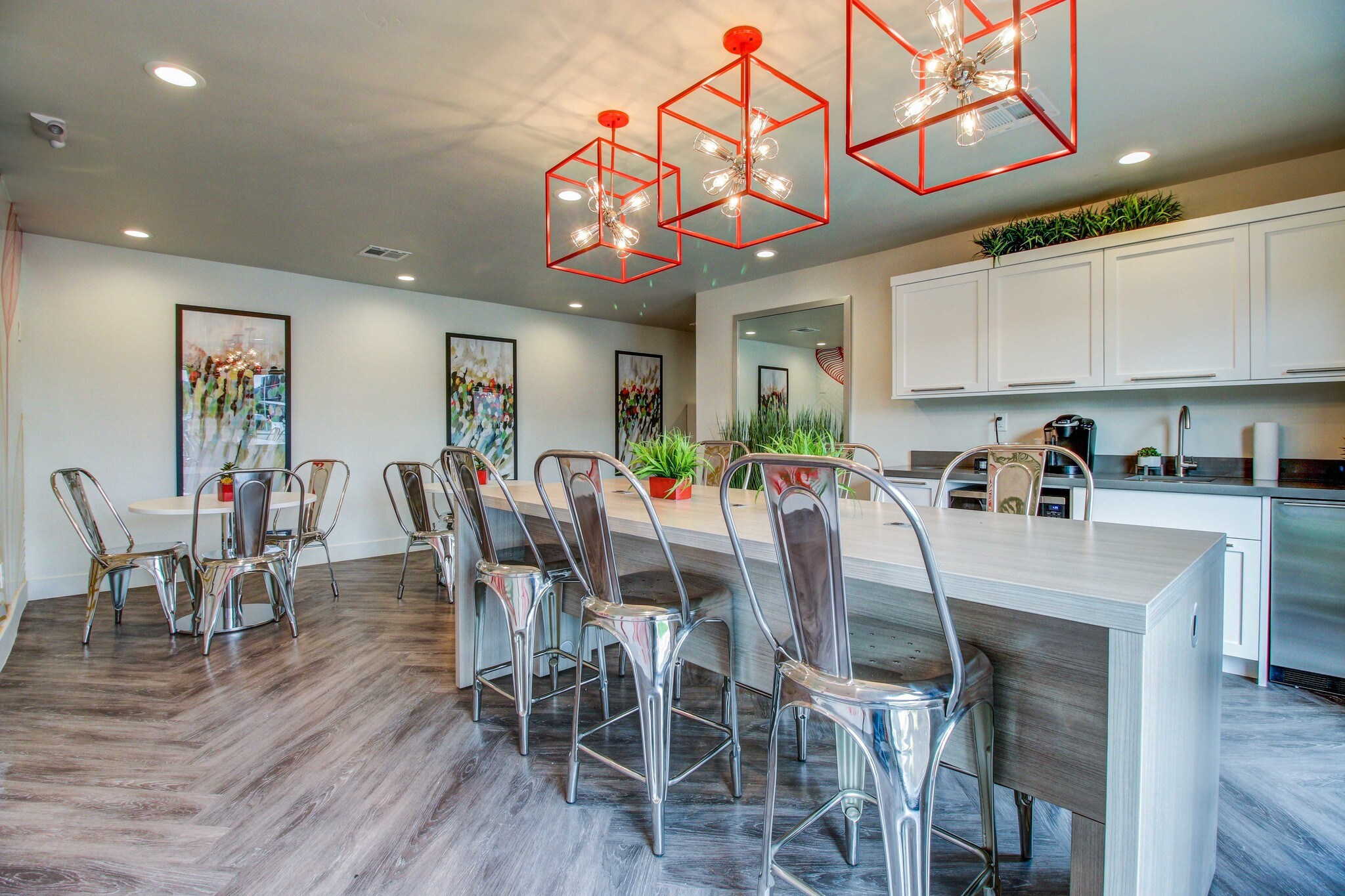 1330 W Broadway Rd, Tempe, AZ for sale Building Photo- Image 1 of 1