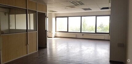 Office in Las Rozas de Madrid, MAD for lease Interior Photo- Image 1 of 3