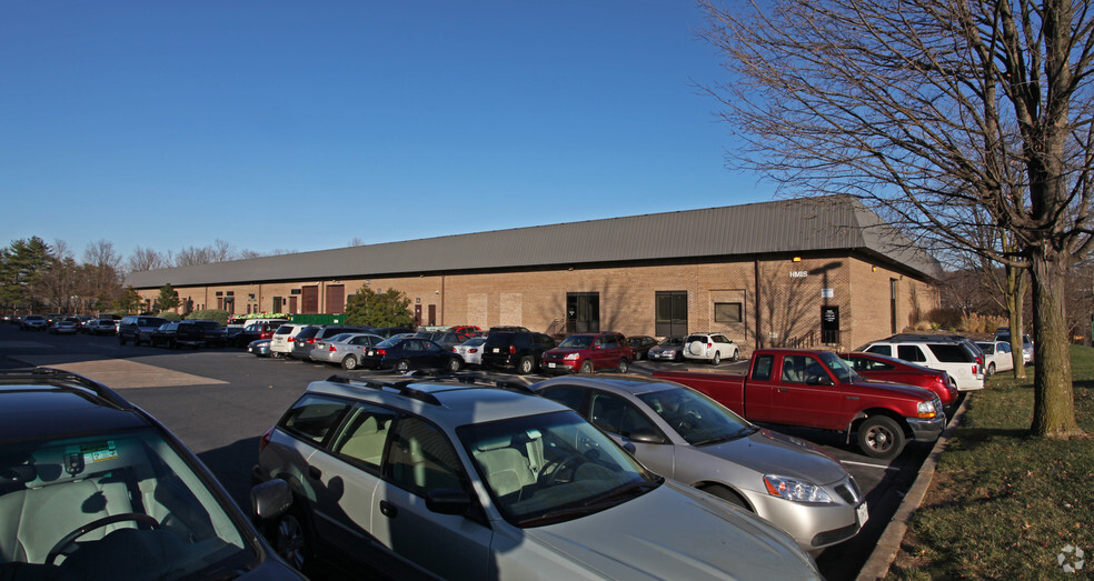 10945-10973 McCormick Rd, Hunt Valley, MD for lease - Primary Photo - Image 1 of 16