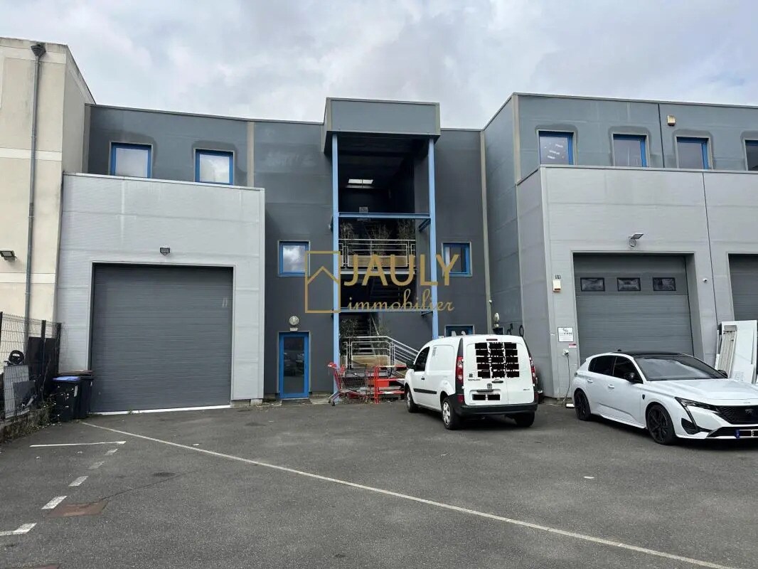 Flex in Mareuil-lès-Meaux for sale Building Photo- Image 1 of 16
