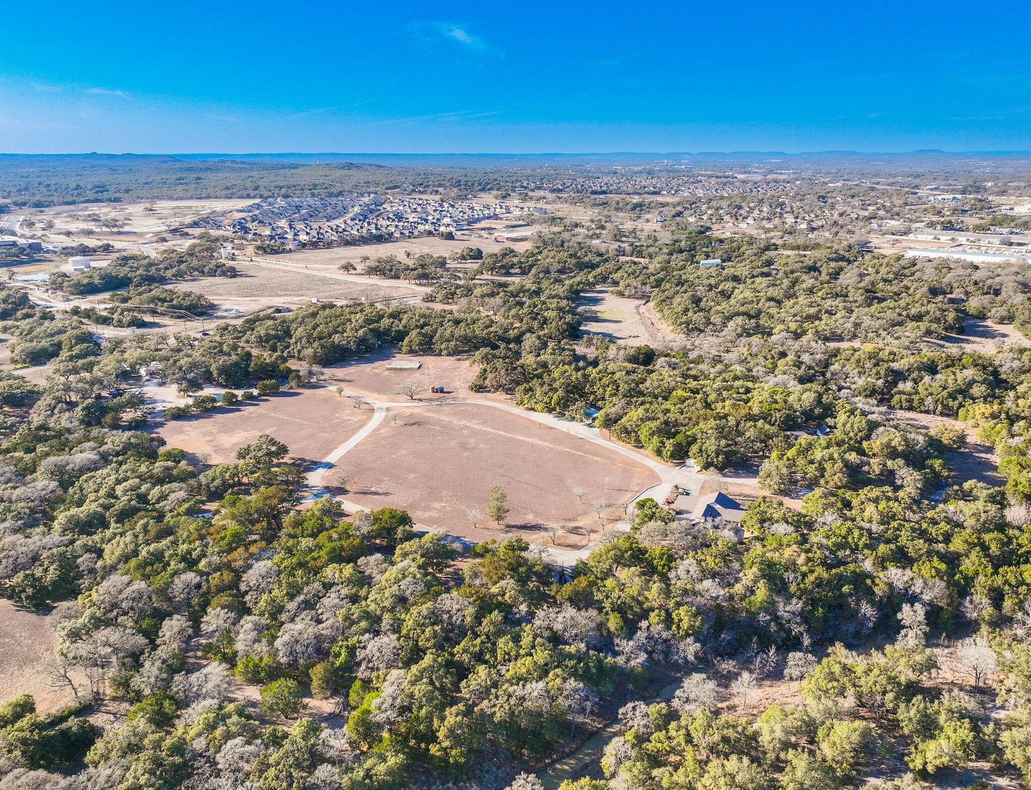 107 Reed Rd, Boerne, TX for sale Primary Photo- Image 1 of 14