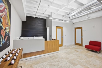 550 W Merrill St, Birmingham, MI for lease Interior Photo- Image 1 of 9