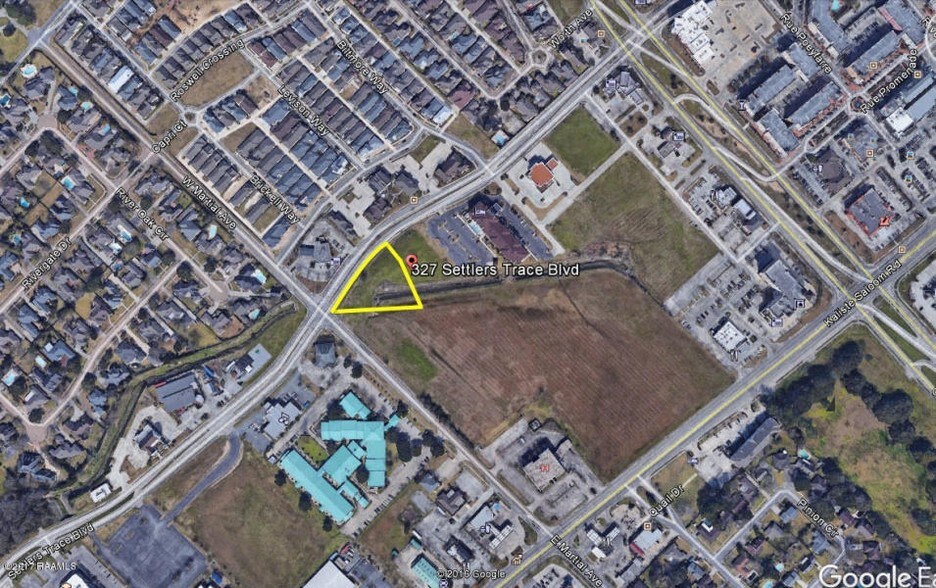 327 Settlers Trace Blvd, Lafayette, LA for sale - Building Photo - Image 1 of 1