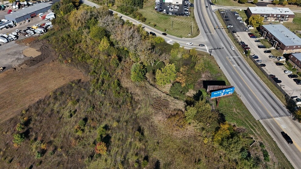 701 E Lake St, Streamwood, IL for sale - Aerial - Image 3 of 4