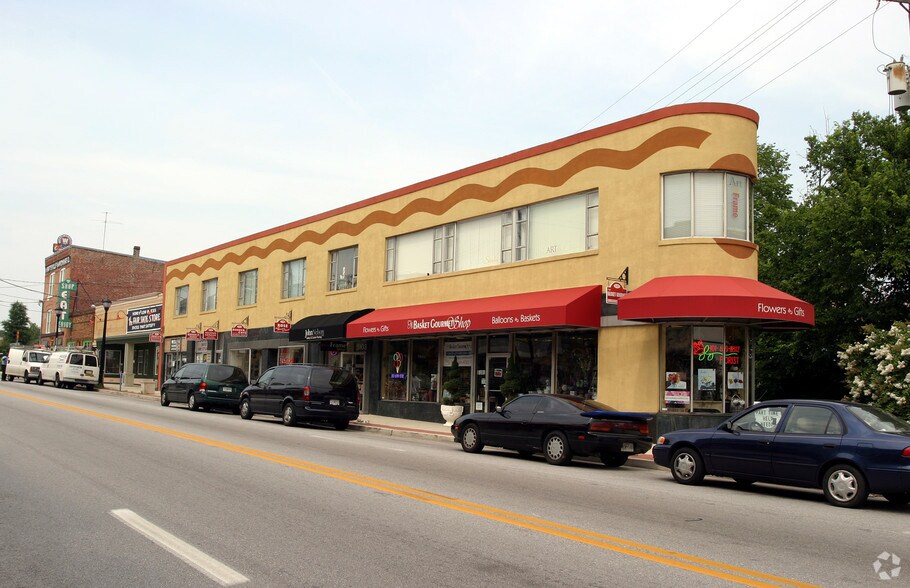 5101-5113 Baltimore Ave, Hyattsville, MD for lease - Building Photo - Image 2 of 7