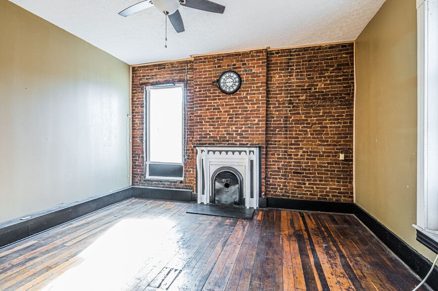 1026-1038 Chestnut St, Bowling Green, KY for sale - Building Photo - Image 3 of 48