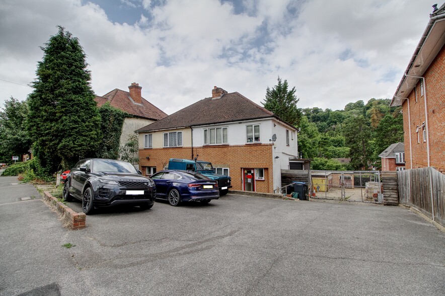 125 Croydon Rd, Caterham for sale - Building Photo - Image 1 of 1