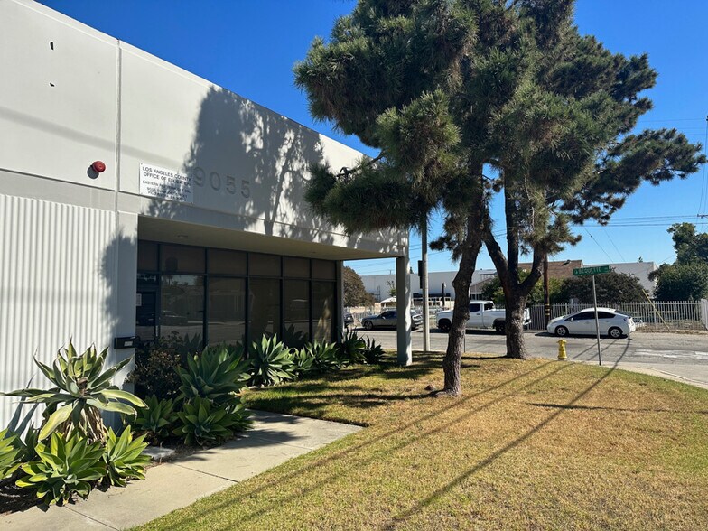 9055 Bermudez St, Pico Rivera, CA for sale - Building Photo - Image 1 of 1