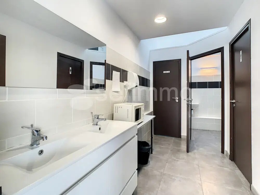 140 Rue Cornaline, Éguilles for lease Interior Photo- Image 1 of 6