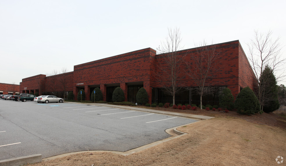 5150 Peachtree Industrial Blvd, Peachtree Corners, GA for lease - Primary Photo - Image 1 of 12