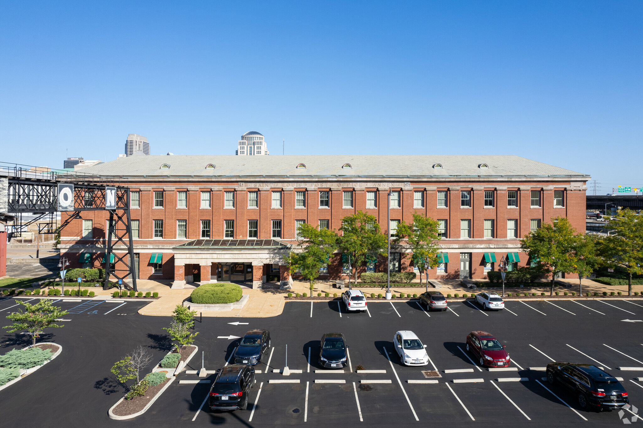 415 S 18TH St, Saint Louis, MO for lease Building Photo- Image 1 of 14