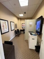 205 E Joppa Rd, Towson, MD for lease Interior Photo- Image 1 of 15