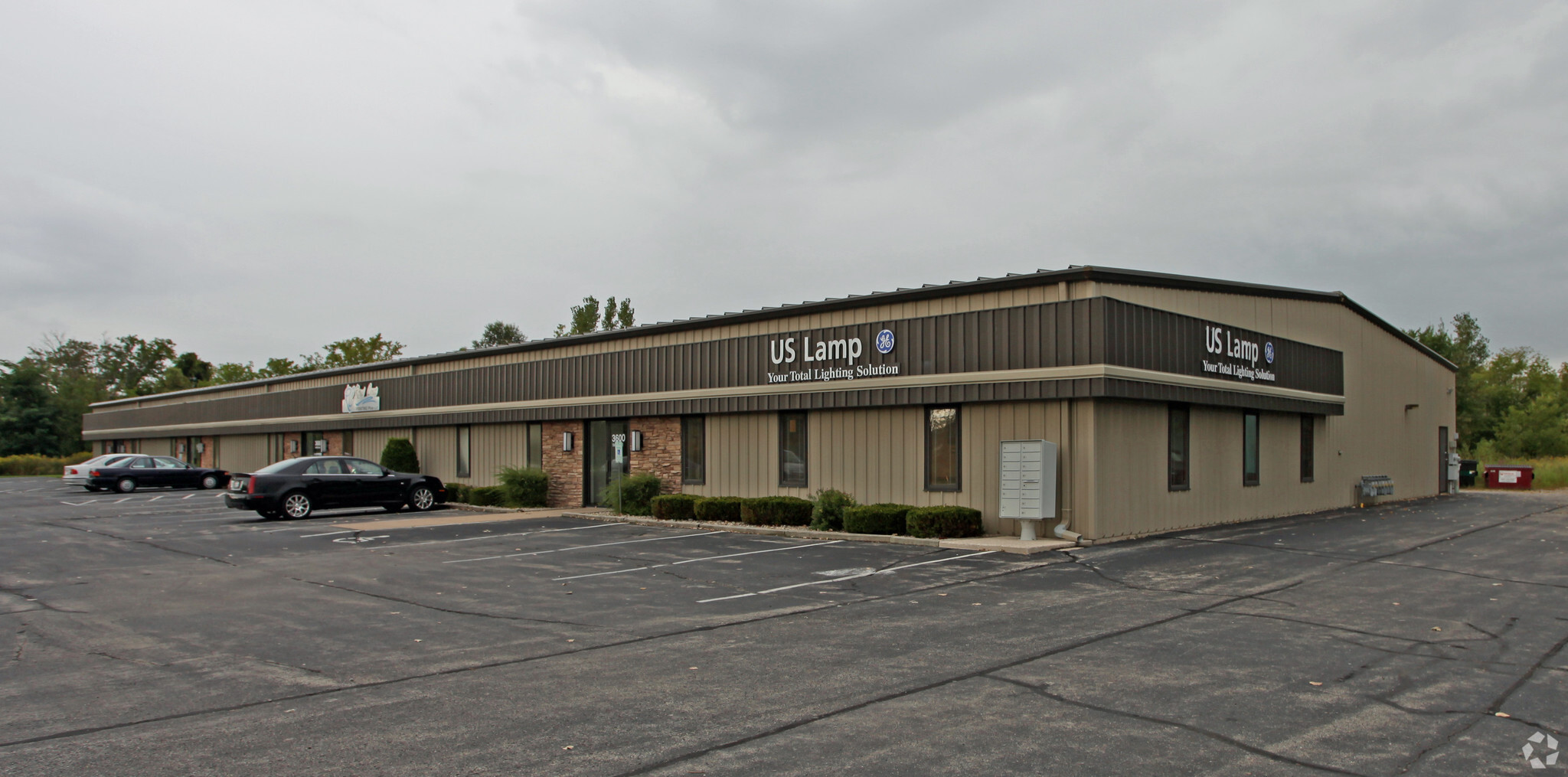 3600 Velp Ave, Howard, WI for lease Building Photo- Image 1 of 16