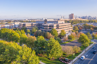 One Cabot Road Laboratory - Life Science