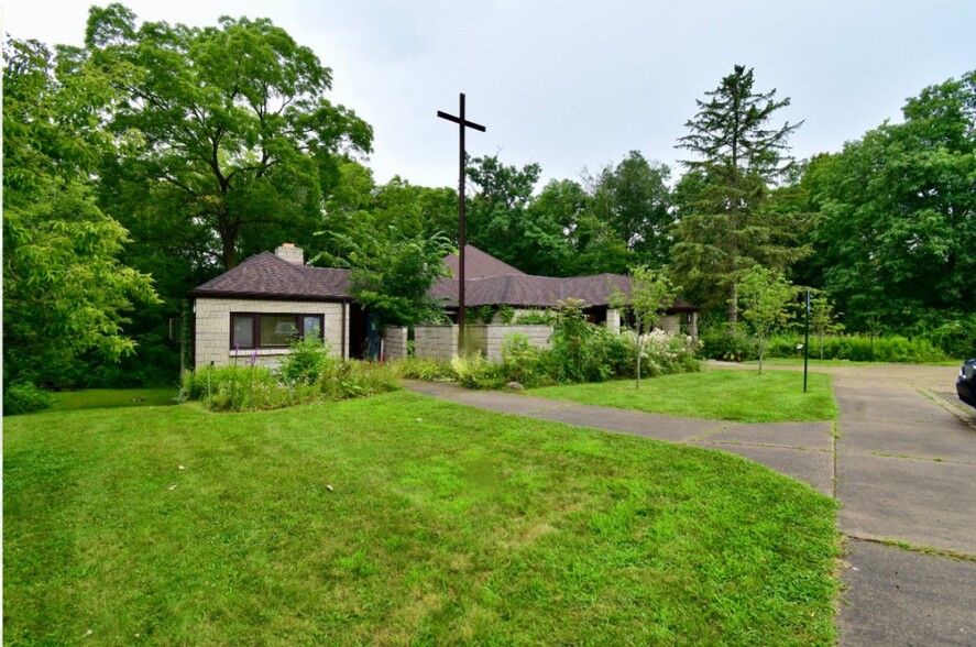 1001 Green Rd, Ann Arbor, MI for sale - Building Photo - Image 3 of 14