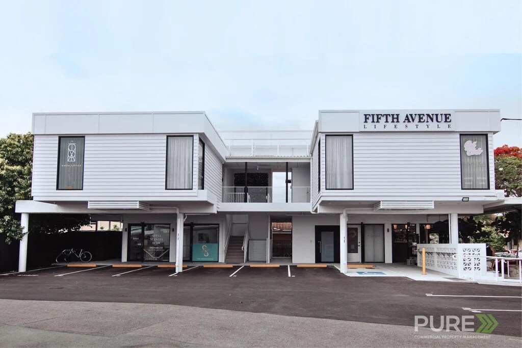 233 Turpin Rd, Labrador for lease Building Photo- Image 1 of 4