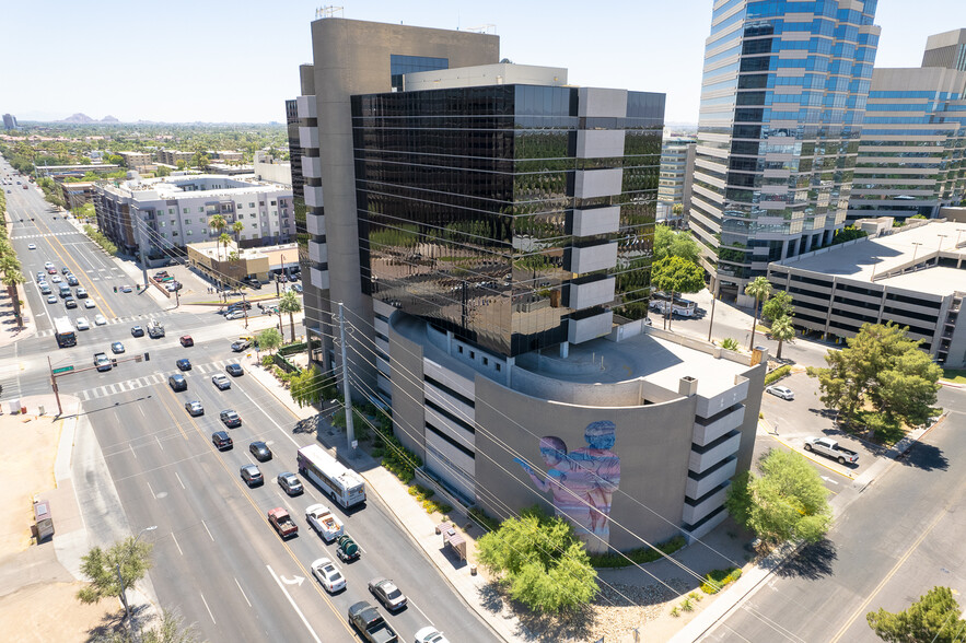 2828 N Central Ave, Phoenix, AZ for lease - Building Photo - Image 1 of 11