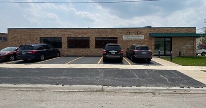 2600 W 23rd St, Broadview, IL for lease Building Photo- Image 2 of 7