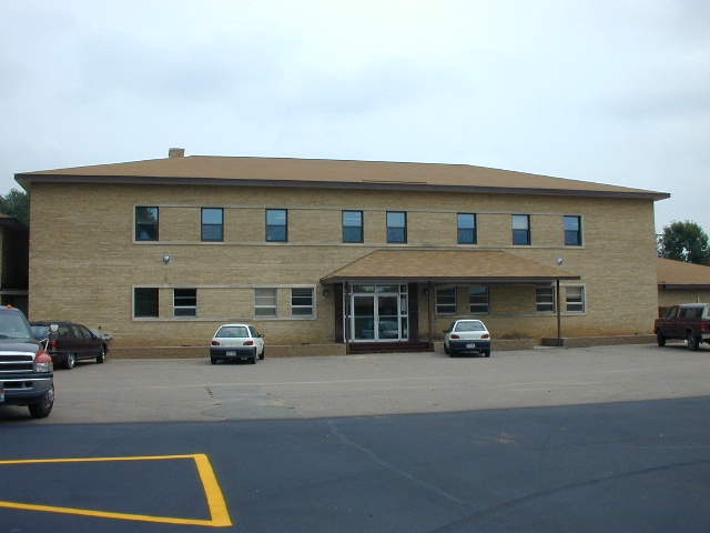 911 Jackson St, Wausau, WI for sale - Building Photo - Image 1 of 1