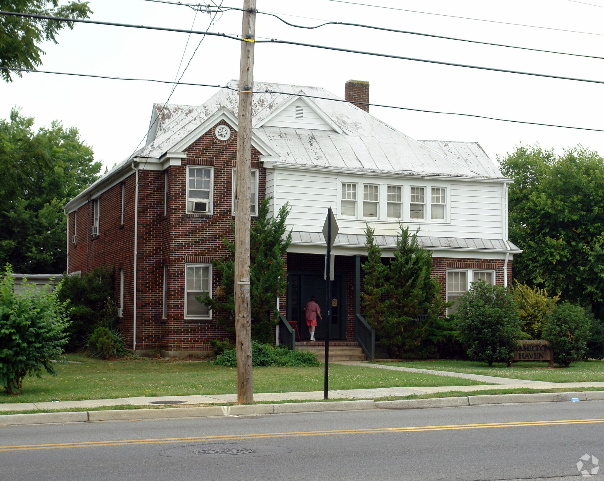 2720 Cove Rd, Roanoke, VA for sale Primary Photo- Image 1 of 1