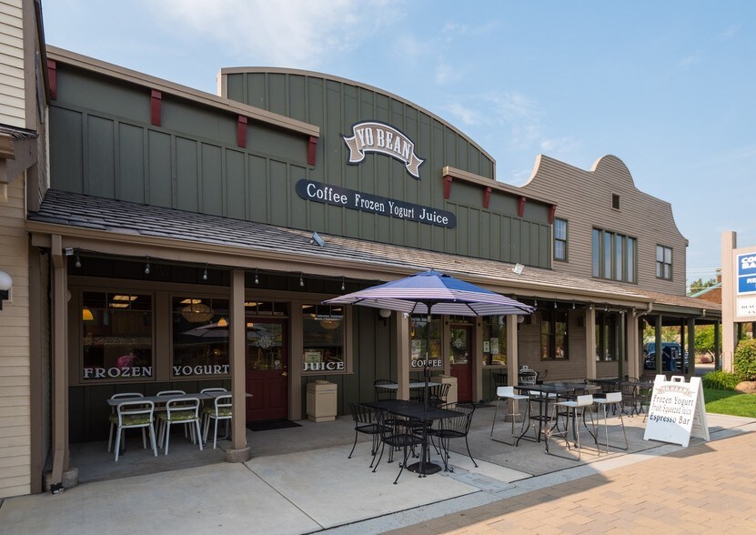 281 W Cascade Ave, Sisters, OR for sale - Primary Photo - Image 1 of 1