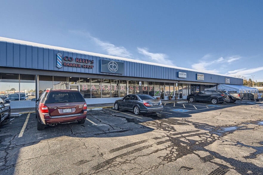 7700-7893 W Jewell Ave, Lakewood, CO for lease - Building Photo - Image 3 of 4