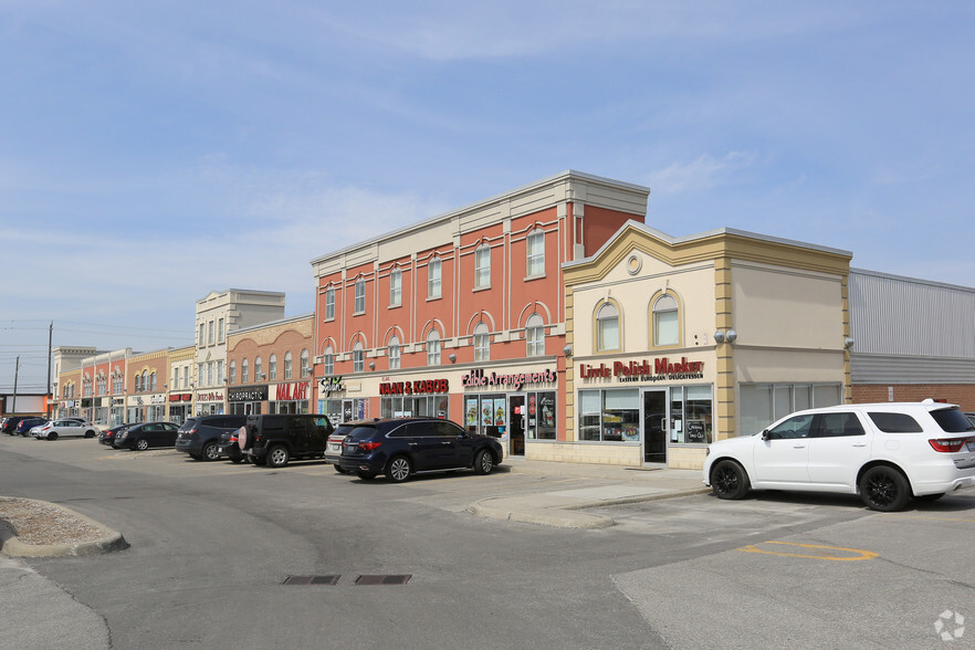 10-30 Broadleaf Ave, Whitby, ON for lease - Primary Photo - Image 3 of 5