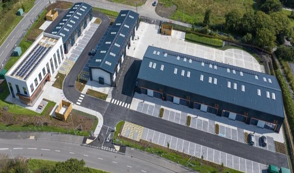 111 Gate Rd, Penygroes for lease - Building Photo - Image 3 of 6