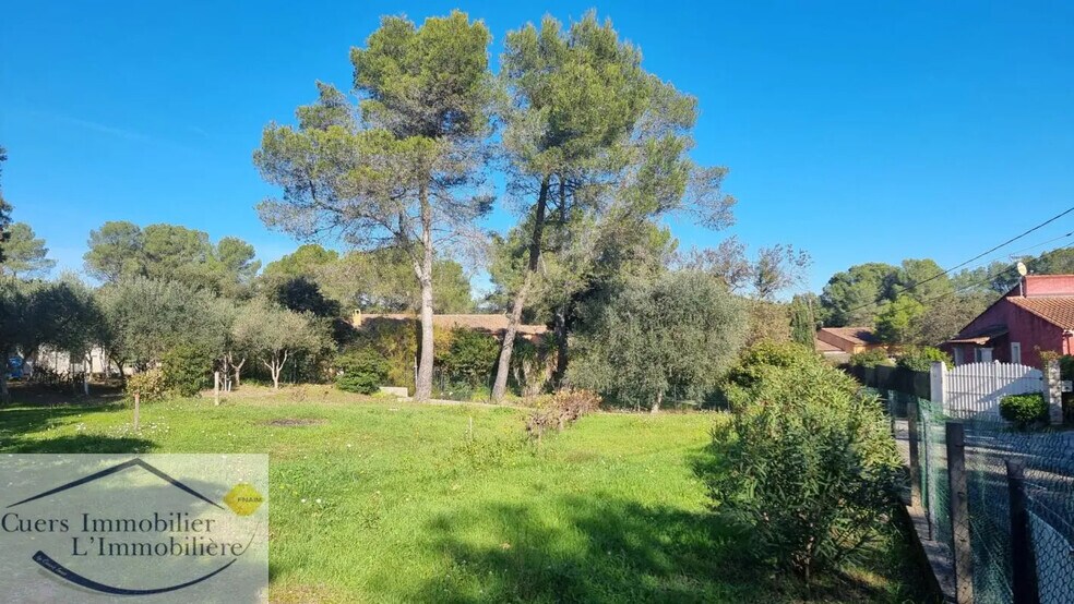 Land in Pierrefeu-du-Var for sale - Building Photo - Image 1 of 4