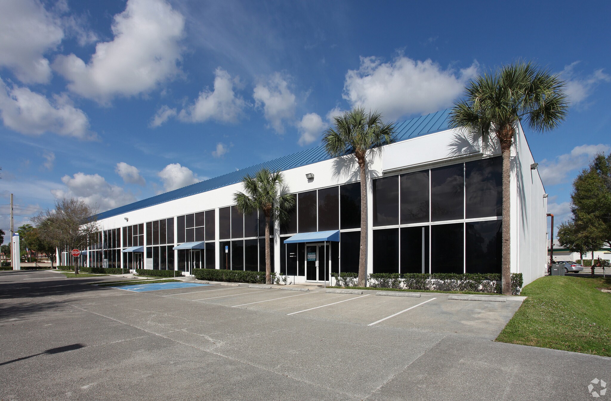 2101 S Kanner Hwy, Stuart, FL for sale Primary Photo- Image 1 of 1