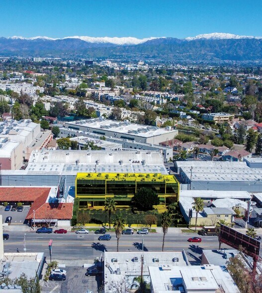 1182511829 Ventura Blvd, Studio City, CA 91604 Studio City Bldgs