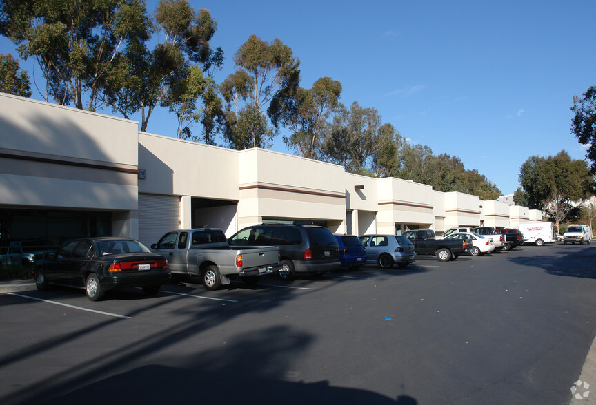 6351 Corte del Abeto, Carlsbad, CA for lease - Building Photo - Image 3 of 4