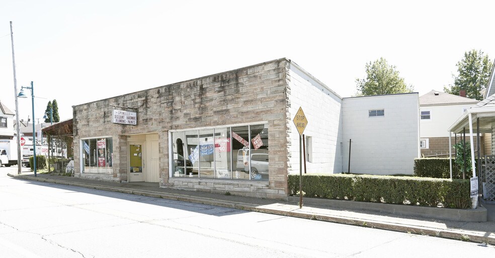 1031 5th Ave, East Mckeesport, PA 15035