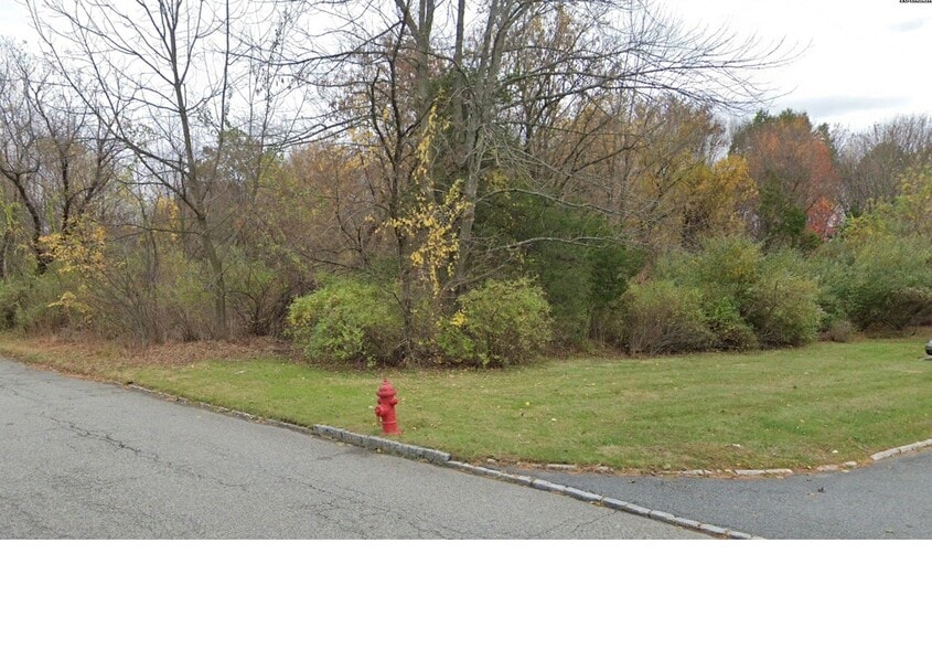 47 Indian Ln E, Montville, NJ for sale - Building Photo - Image 2 of 2