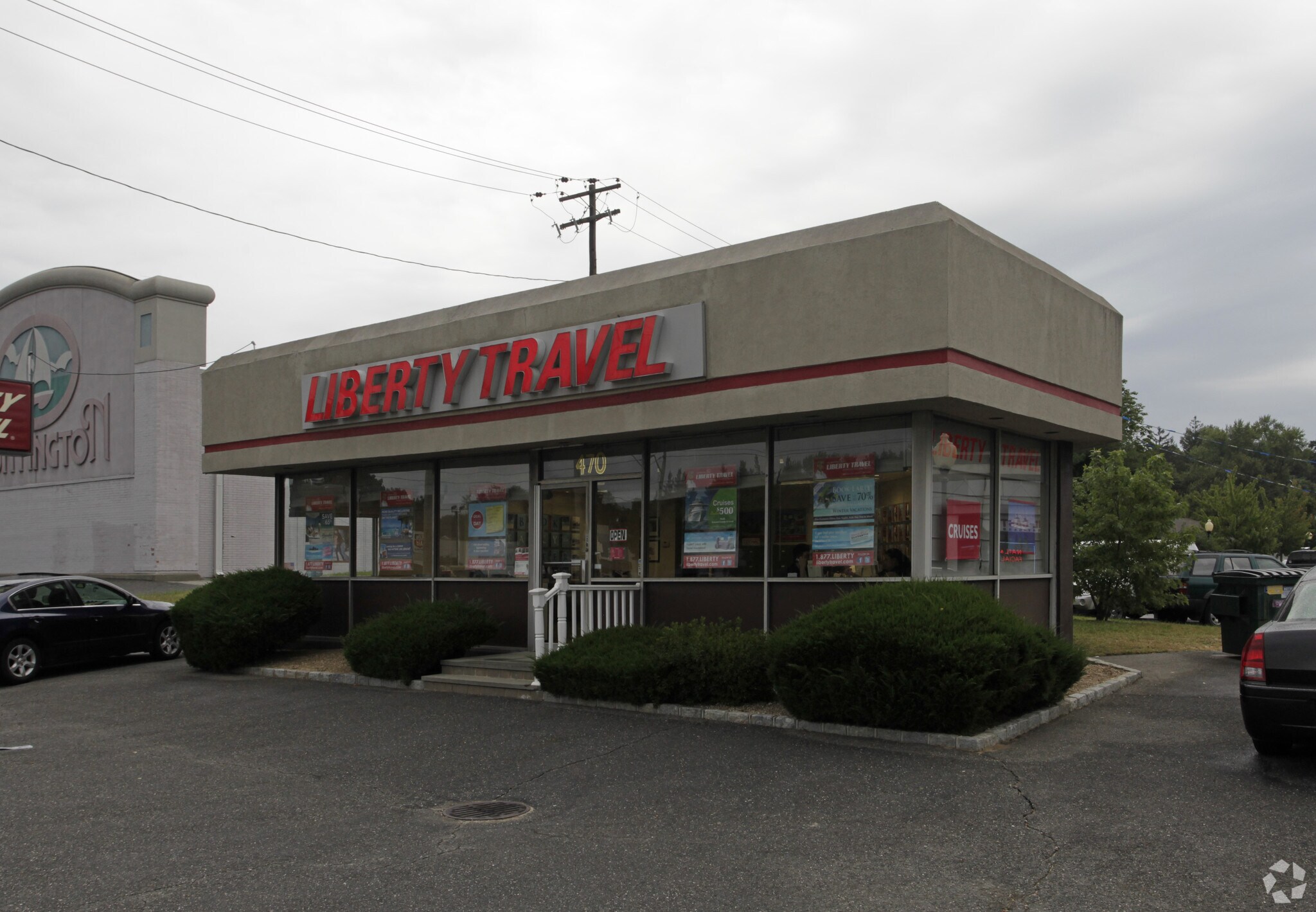 470 Walt Whitman Rd, Huntington Station, NY for sale Primary Photo- Image 1 of 1