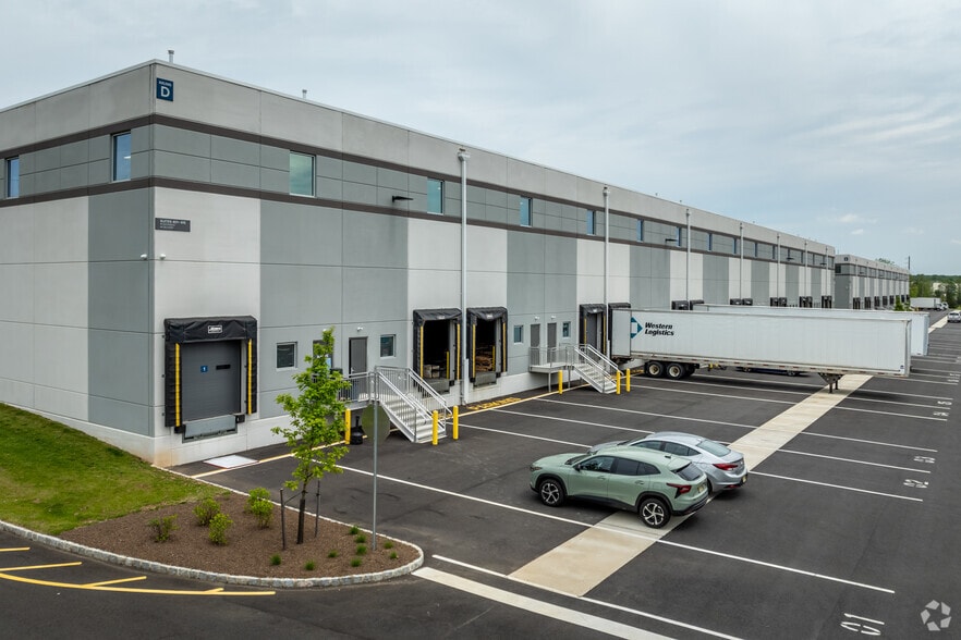 115 River Rd, Flemington, NJ for lease - Building Photo - Image 3 of 6