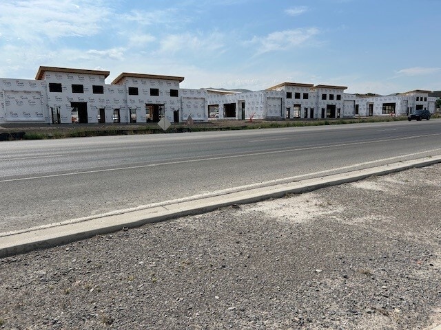 1750 N Redwood Rd, Saratoga Springs, UT for lease - Building Photo - Image 2 of 11